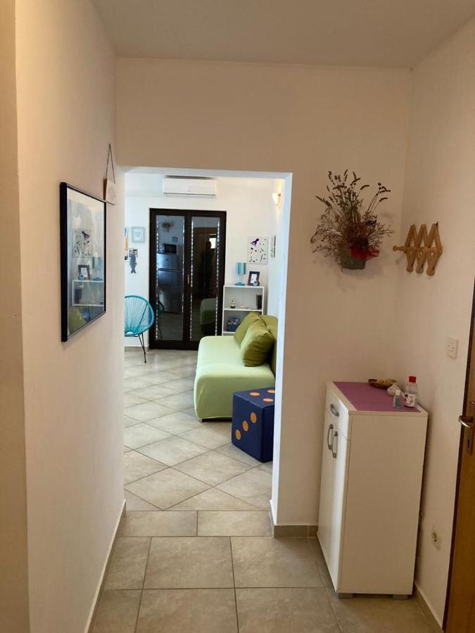 Appartement Apartman Tanja à Mandre Extérieur photo